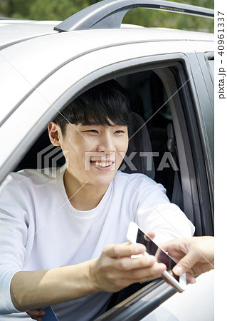 感情 東洋人 笑顔 40961337