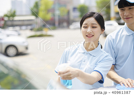 上半身 起立 立つ 40961387