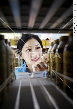 棚 フォーカス 大人 40961574