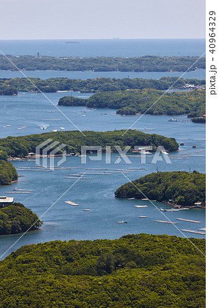 日中の英虞湾 40964329