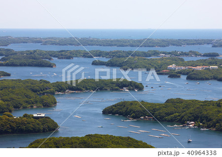 日中の英虞湾 40964338