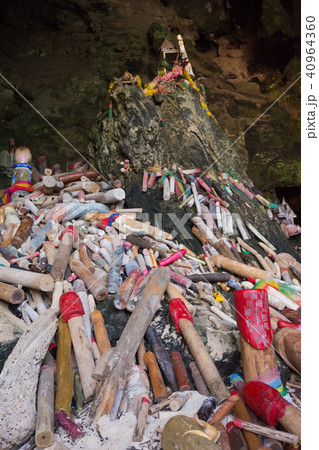 Tham Phra Nang Cave 40964360