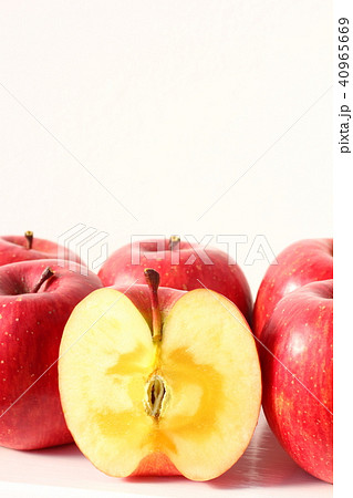 りんご 40965669