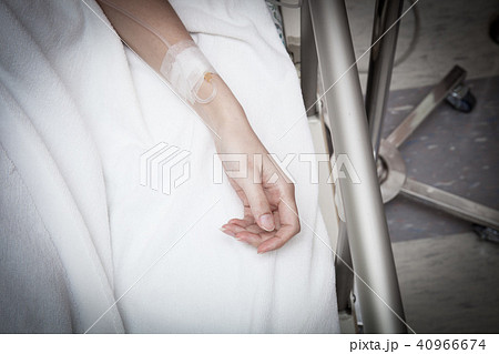 a hand of a patient during a surgical operation 40966674