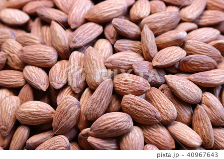 沢山のアーモンド 40967643
