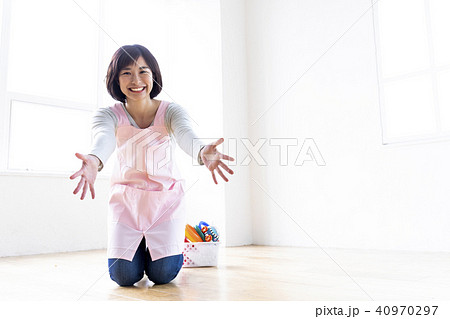 保育士 保育士 40970297