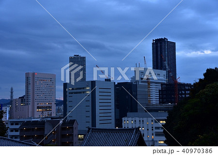 薄暮 広島駅周辺の風景 薄暮 広島駅周辺の風景 40970386