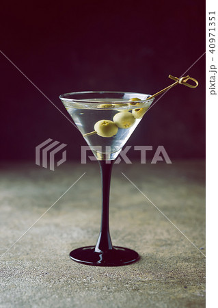 Cocktail martini with olives Cocktail martini with olives 40971351