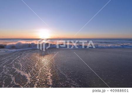 日の出 40988601