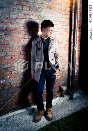 台湾 男 男の人 40994303