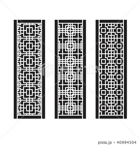 Traditional Asian Window and Door Pattern 40994304