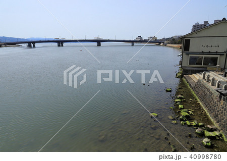 島根県松江市大橋中程から宍道湖大橋方面を見る 島根県松江市大橋中程から宍道湖大橋方面を見る 40998780