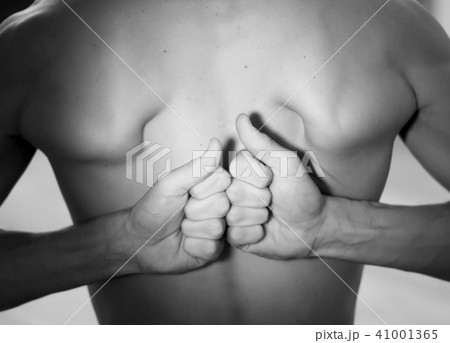 Yoga teacher man mudra Yoga teacher man mudra 41001365