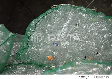 廃プラ　リサイクル　マイクロプラスチック　sdgs　廃プラスチック　環境汚染　海洋汚染 　廃棄 41006749