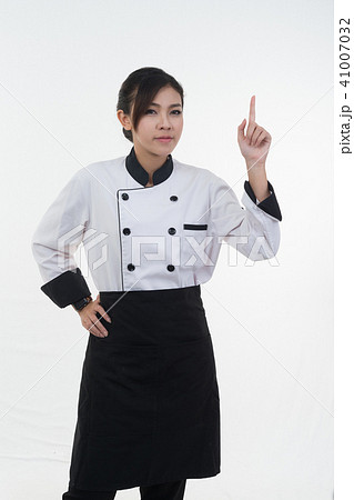 portrait of asia clef woman on white background 41007032