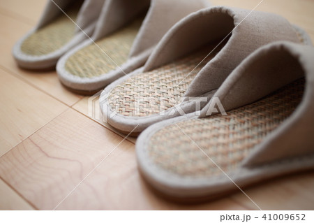 スリッパ (玄関 住居 住宅 一軒家 一戸建て フローリング マイホーム マンション 分譲 賃貸) 41009652