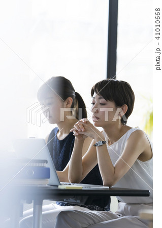 カジュアルオフィスイメージ 41010668