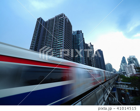 バンコク・スカイトレイン / Bangkok Skytrain at Thong Lo 41014515