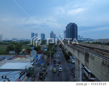 バンコク BTSベーリン駅からの眺め /view from Bearing St., Bangkok 41014520