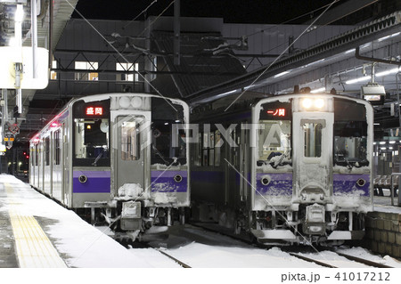 盛岡駅に停車中の東北本線(盛岡地区) 盛岡駅に停車中の東北本線(盛岡地区) 41017212