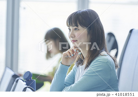 大学 女子大生 キャンパス 大学 女子大生 キャンパス 41018551