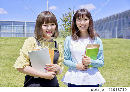 大学 女子大生 キャンパス 大学 女子大生 キャンパス 41018759