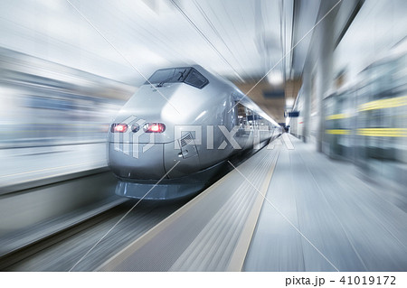 Concept and idea of trasportation 41019172