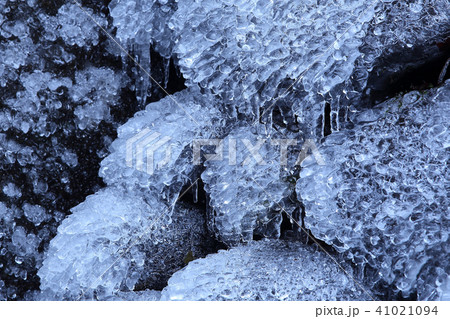 飛沫氷　つらら　ツララ　氷柱　氷　 41021094