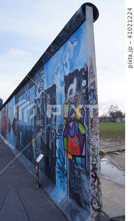 BERLIN, GERMANY - JAN 17th, 2015: Berlin Wall was a barrier constructed starting on 13 August 1961 41021224
