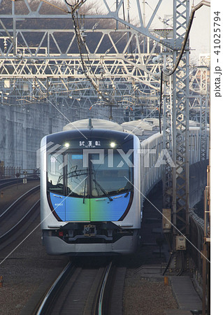 西武池袋線系 東横線内試運転列車 の写真素材