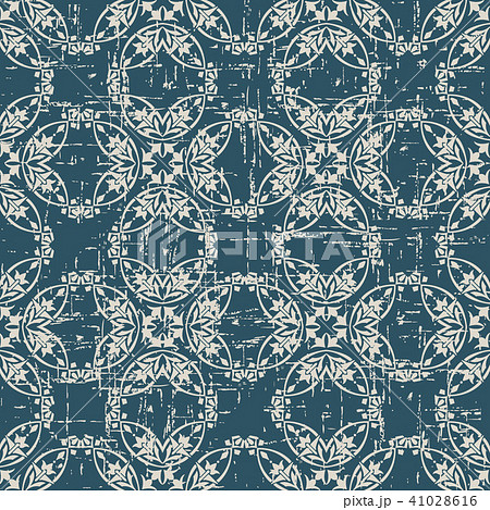 Worn out antique pattern seamless background Worn out antique pattern seamless background 41028616