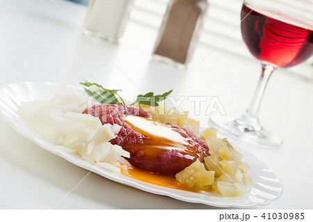 Steak Tartare 41030985