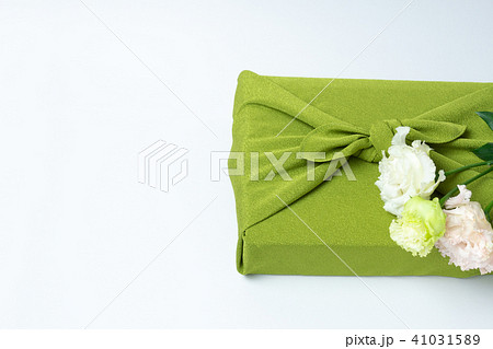 まごころギフトイメージ お中元 お歳暮 チラシテンプレート まごころギフトイメージ お中元 お歳暮 チラシテンプレート 41031589