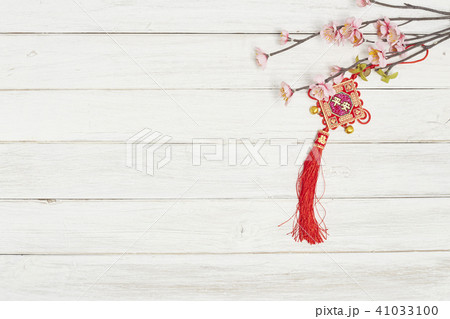 Flowers and jewelry Chinese New Year 41033100