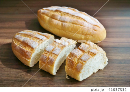 パン、ミルクハース、サブマリン(Milk Hearth Bread) パン、ミルクハース、サブマリン(Milk Hearth Bread) 41037352