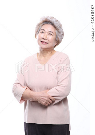 高齢者 老人 女性 41038437