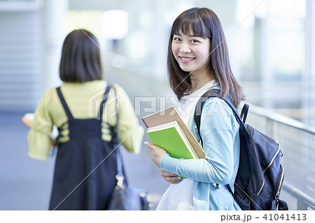 大学 女子大生 キャンパス 大学 女子大生 キャンパス 41041413