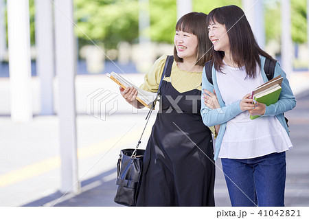 大学 女子大生 キャンパス 大学 女子大生 キャンパス 41042821