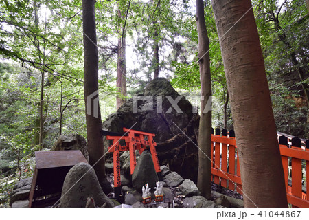 伏見稲荷大社　稲荷山　御劔社　釼石 41044867