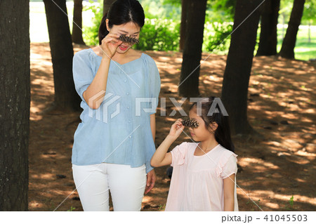 女の子 子供 女性 41045503