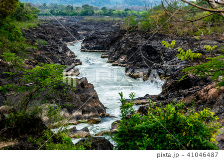 Con Pa peng Lipi waterfall Laos. Con Pa peng Lipi waterfall Laos. 41046487