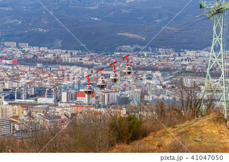 Grenoble. Cable car. 41047050