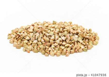蕎麦の実:buckwheat groats 41047936