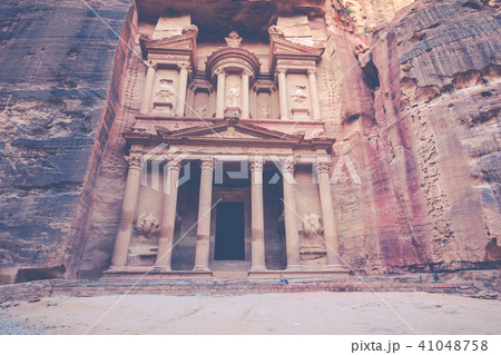 Al Khazneh - the treasury, ancient city of Petra,  41048758
