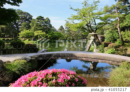 兼六園・徽軫灯籠（石川県・金沢市） 41055217