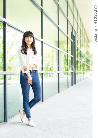 女性 メス 女の人 41055277