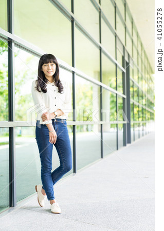 女性 メス 女の人 41055278