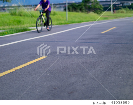 自転車 バイク サイクリング 41058699