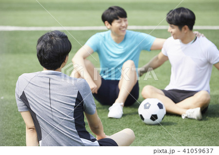 10代 男 男性 41059637