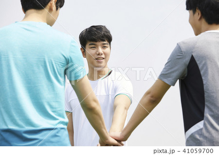 10代 男 男性 41059700